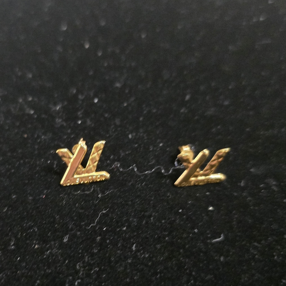 LV Gold Earrings - Picture 13 of 13
